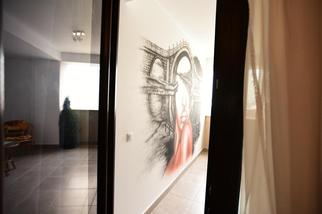 La Rocca Boutique Hotel Крайова Екстериор снимка