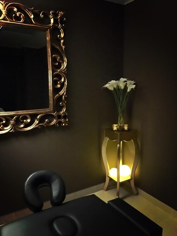 La Rocca Boutique Hotel Крайова Екстериор снимка