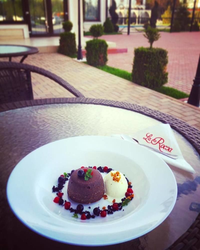 La Rocca Boutique Hotel Крайова Екстериор снимка